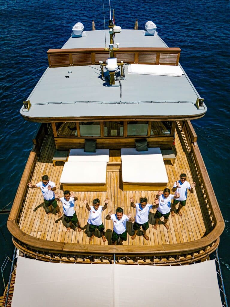 25 Mahodaya Amanikan Yacht Charter Indonesia DJI 20260902113430 0139 D