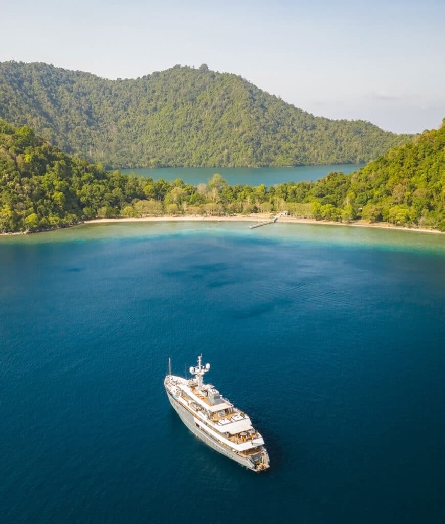 Luxury Yacht Charter Indonesia - Aqua Blu - 13