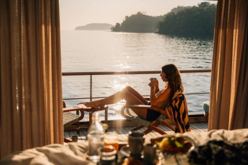 Luxury Yacht Charter Raja Ampat - Kudanil_JackJohns_LR_506_JJ_10988