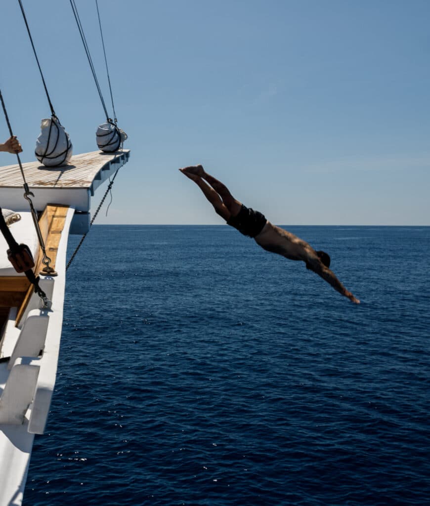 Aliikai Yacht Charter Indonesia - RD11