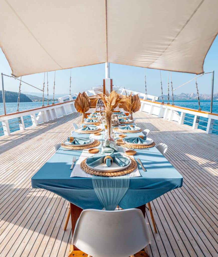 Fenides Surf Yacht Charter - Copy of Copy of Outdoor dining
