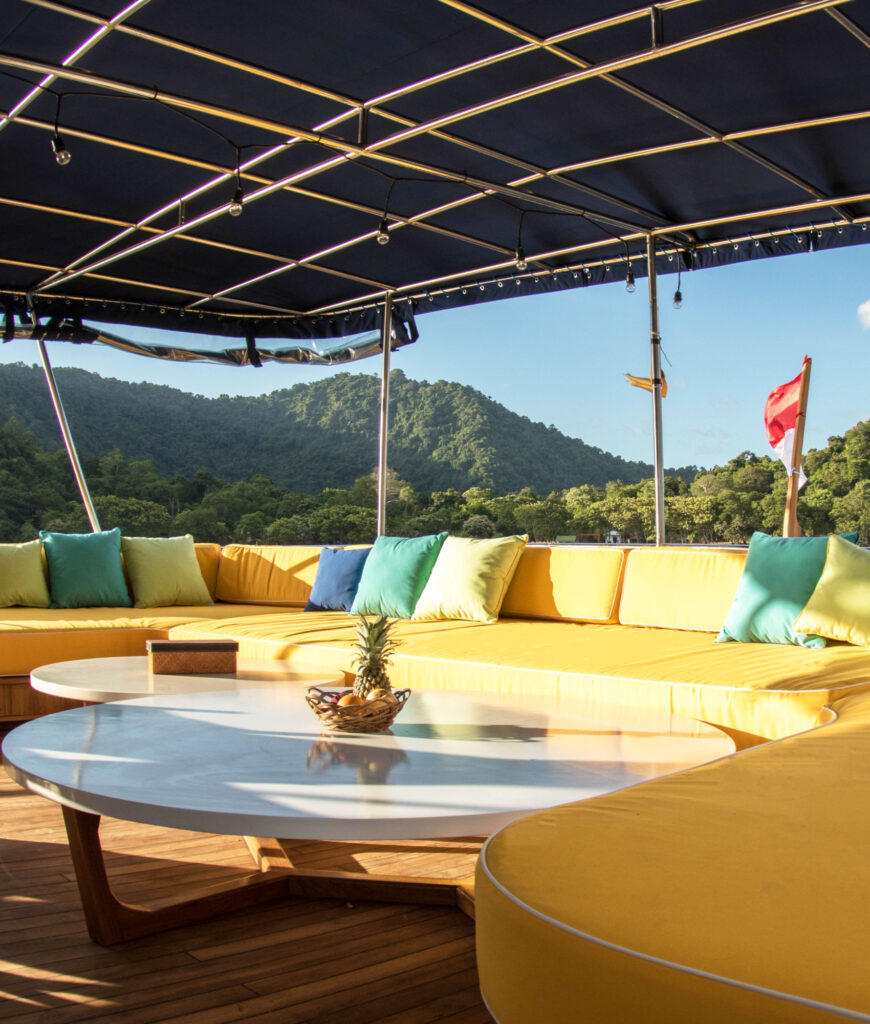 Magia 2 Yacht Charter Komodo - _90A1760 (1)