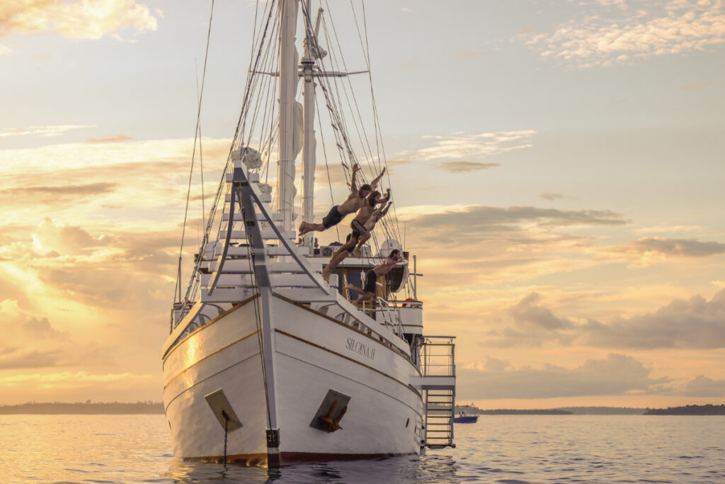 Siloina Luxury Surf Yacht Charter Mentawais - The Boat-1495