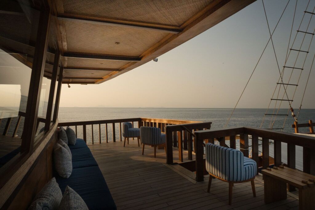 Jeeva Samudera Yacht Charter Indonesia DSC 5080