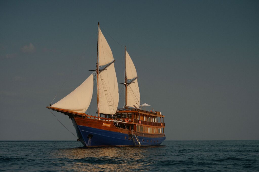 Jeeva Samudera Yacht Charter Indonesia DSC 6267
